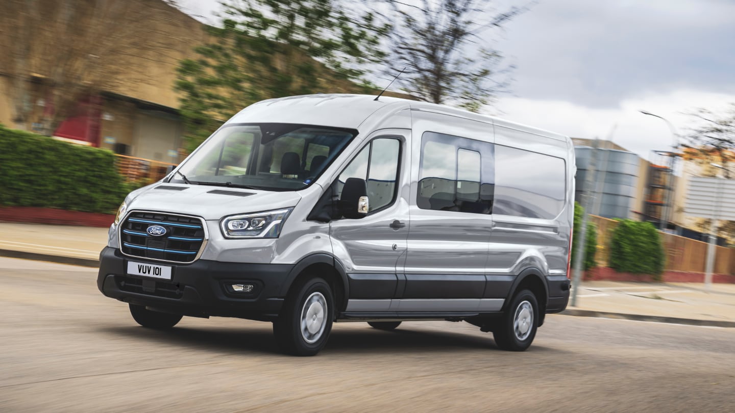 Ford E-Transit Double-Cab-in-Van driving