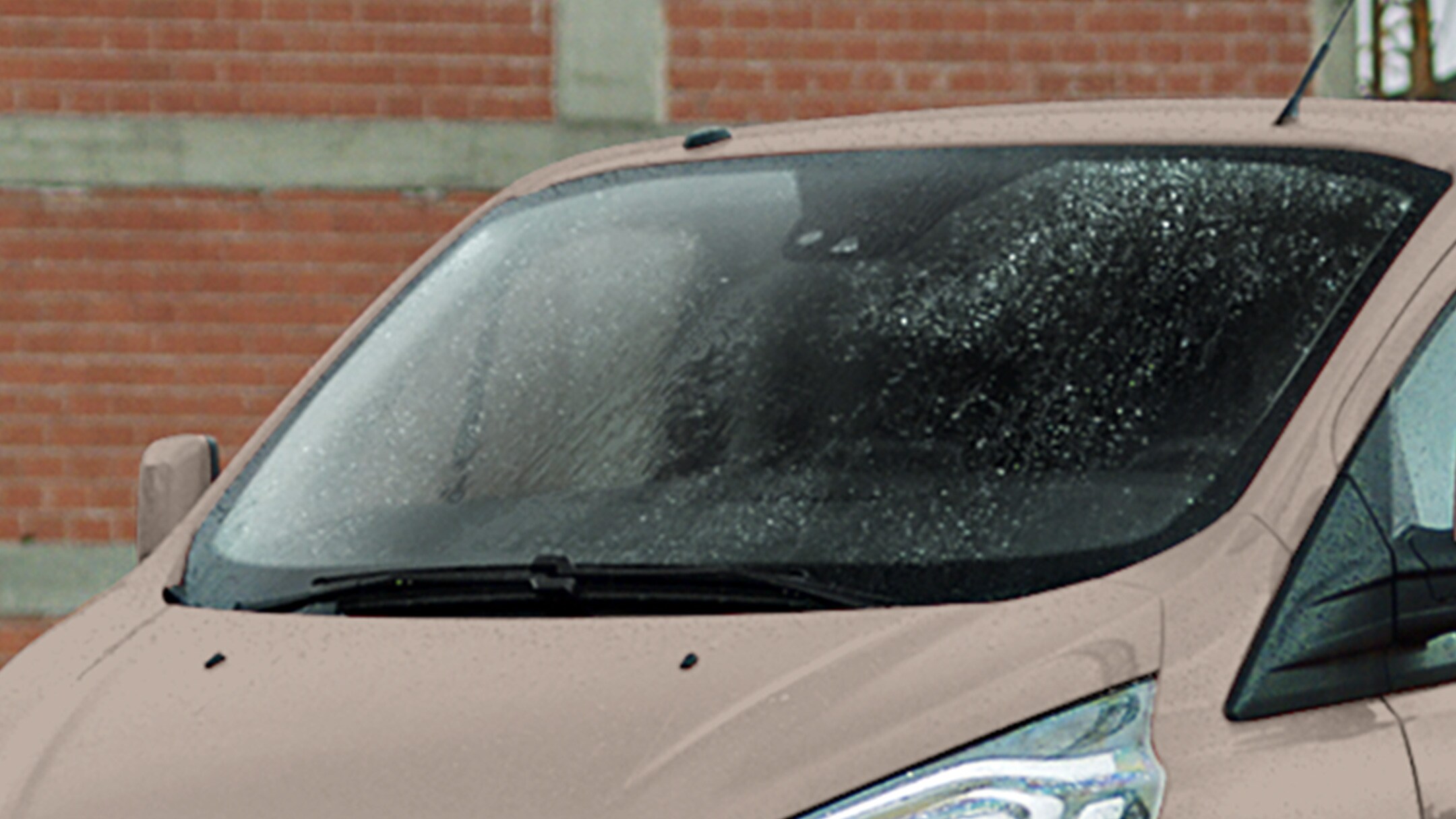 Ford Tourneo close up of rain on windscreen