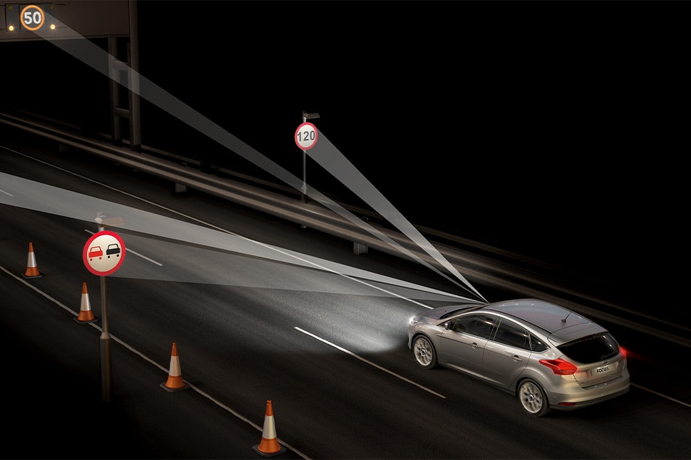 Ford Tourneo Connect showing the traffic sign recognition functionality in action