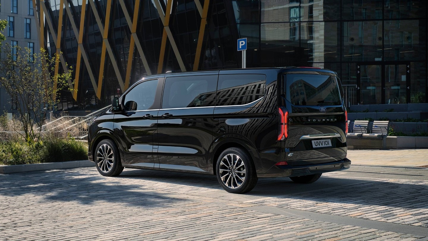 Rear view of parked Tourneo Custom in the city