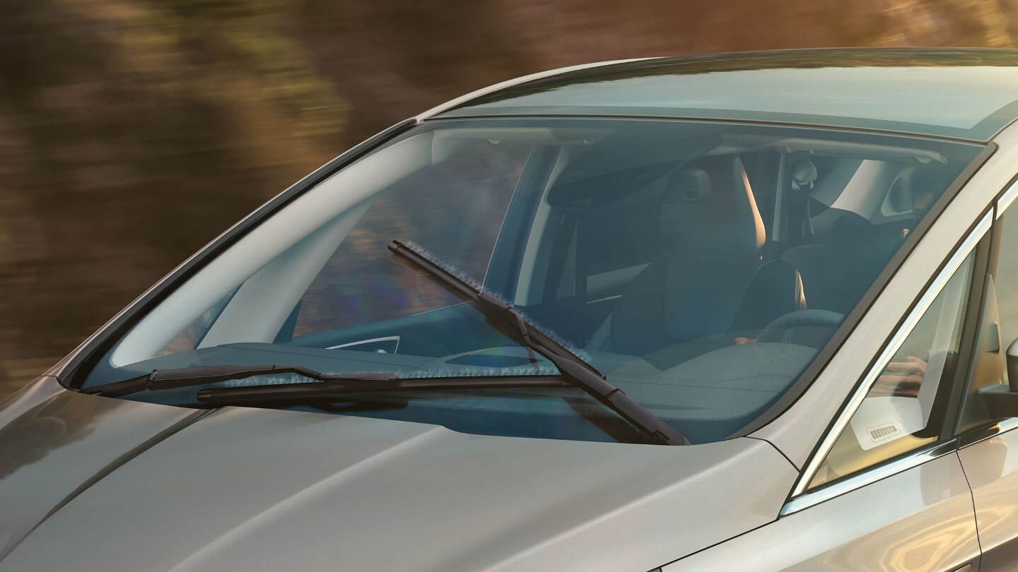 Ford S-MAX wipers close up