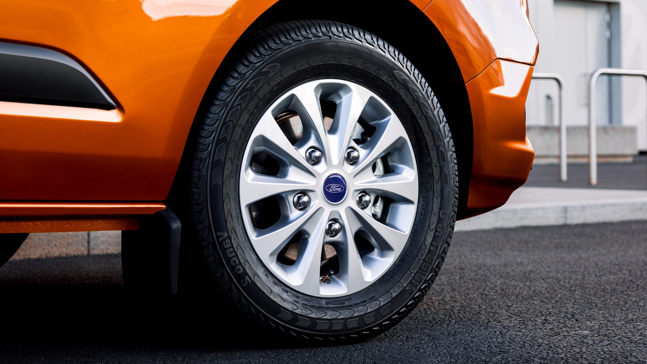 New Ford Transit Custom wheel detail