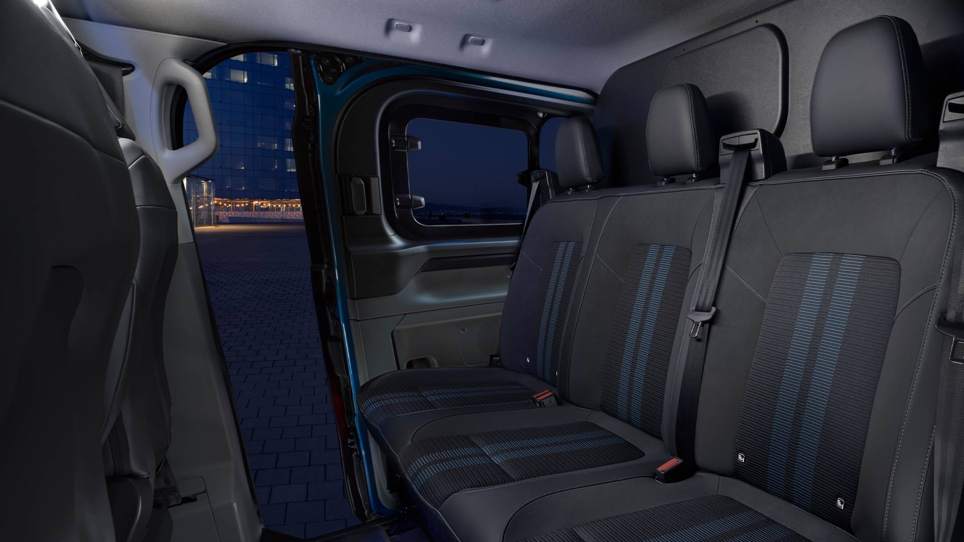 Second-row seats in Ford E-Transit Custom DCIV.