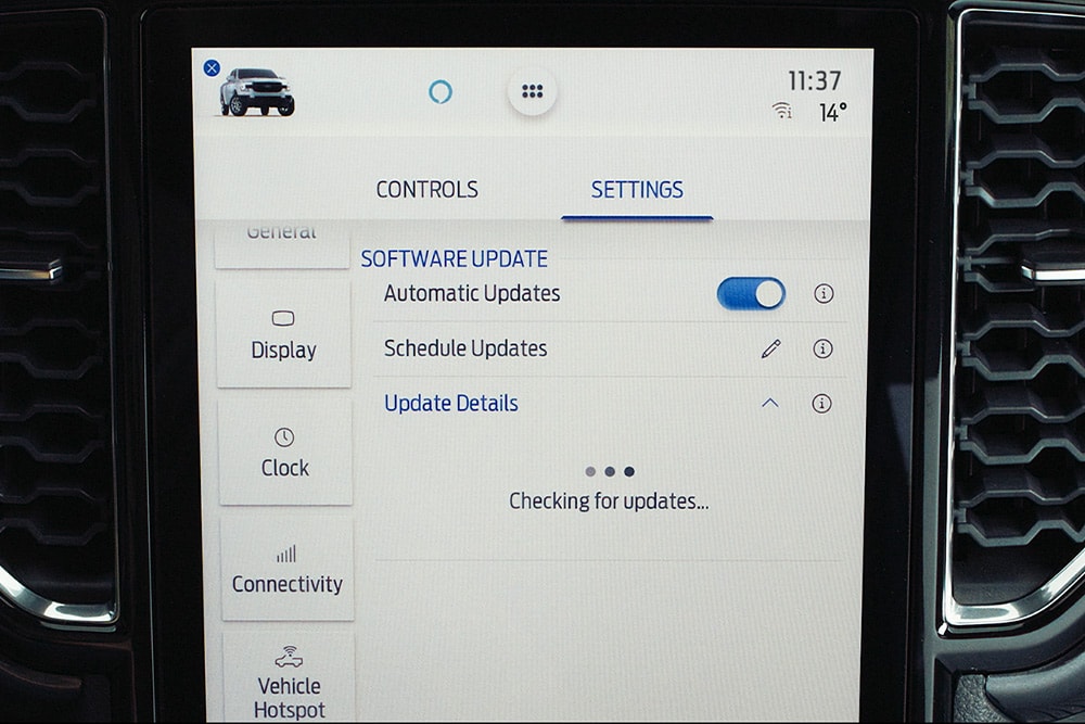 Ford Ranger Raptor software update screen.