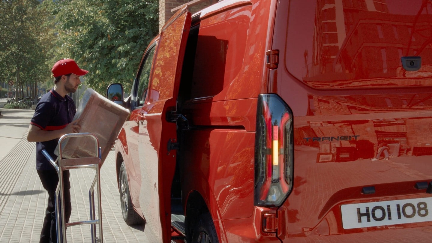 Ford Transit Custom power side load doors