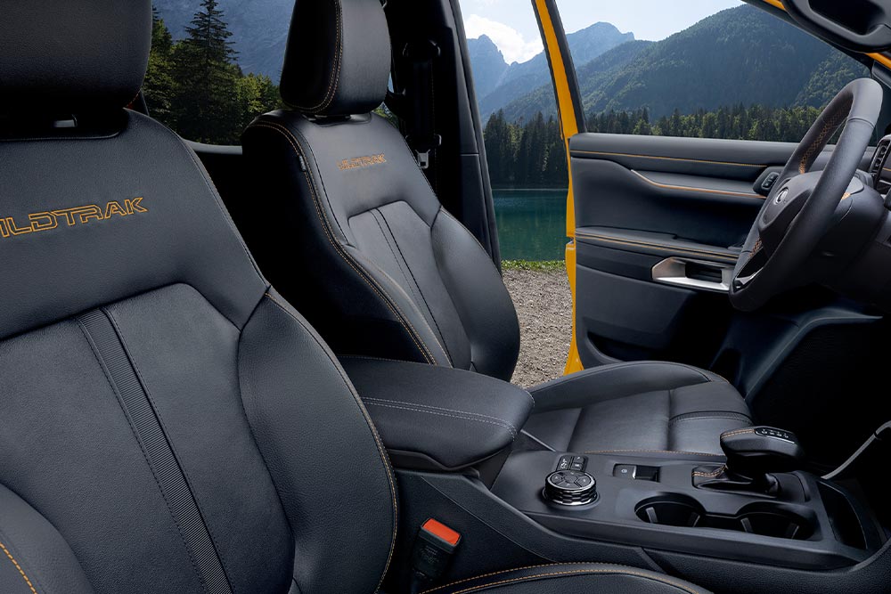 Ford Ranger Wildtrak front seats including 6 or 8 way adjustable driver's seat.