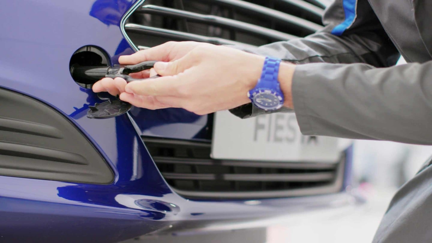 ford transit custom towing eye location