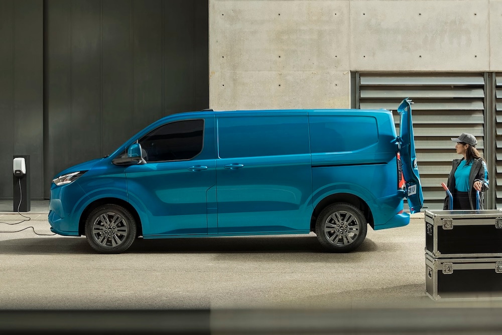 E-Transit Custom Side Profile