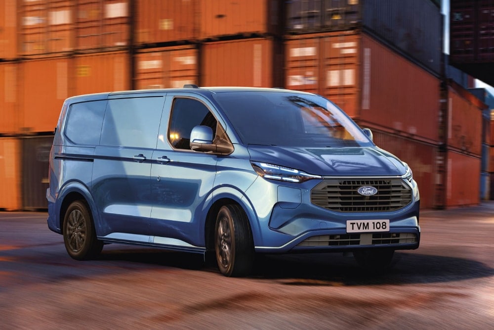  All-New Transit Custom Plug-In Hybrid