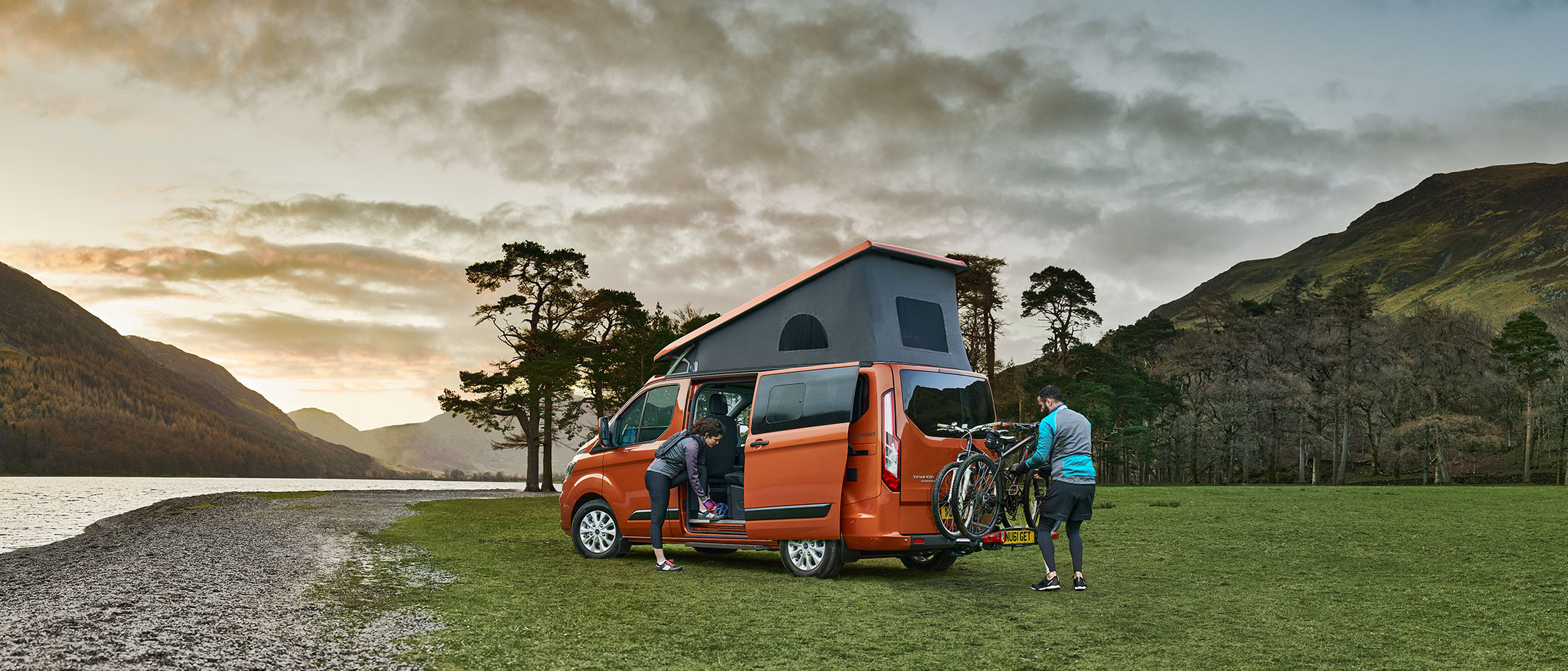 ford transit nugget plus price