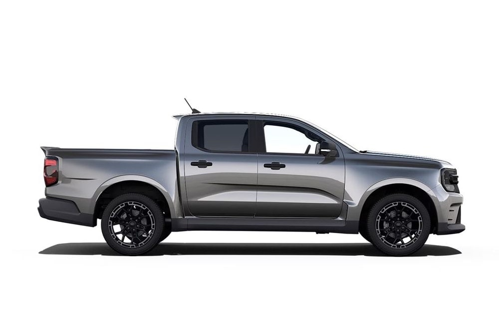 Silver Ford Ranger MS-RT