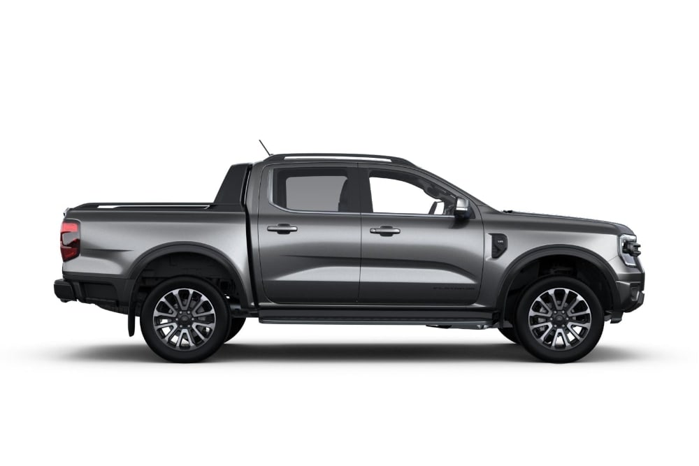 Grey Ford Ranger Platinum