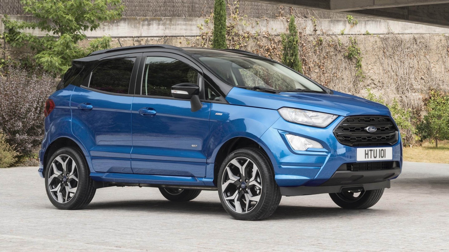 Ford Ecosport in blue parked 